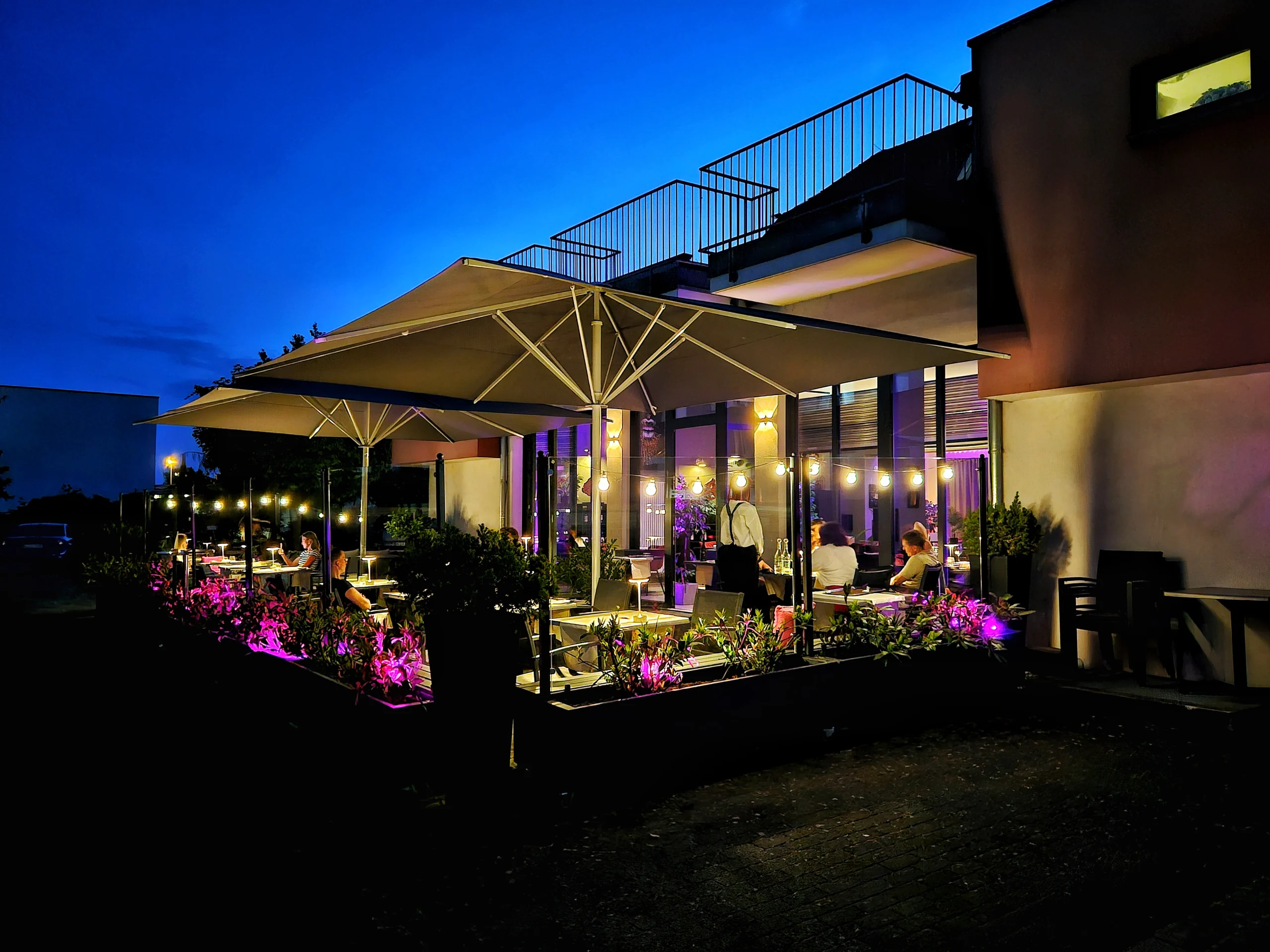 Johann outdoor Lounge - Kraftwerk Oberursel, Restaurant & Eventlocation